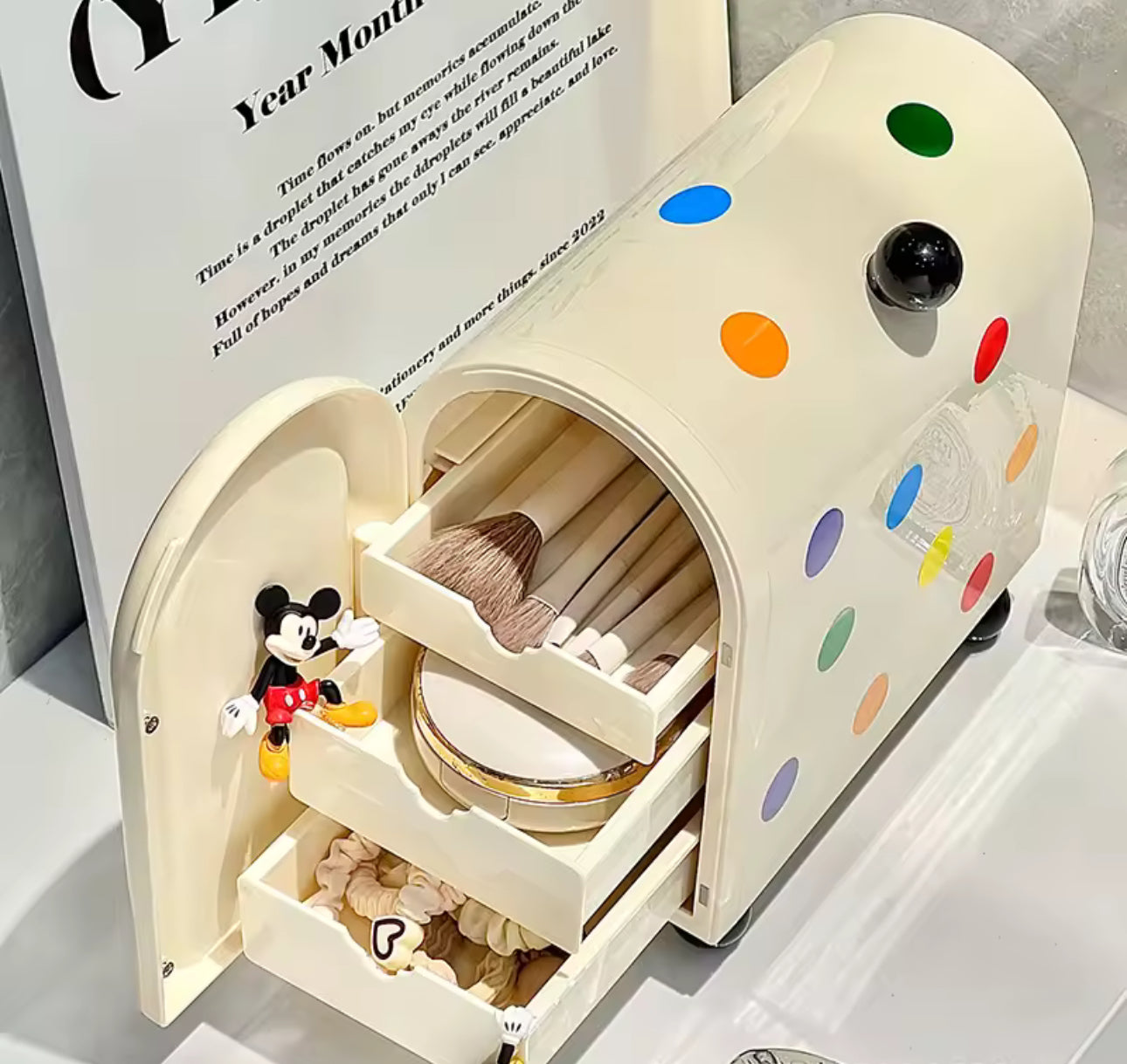 Glowli™ Polka Dot Organizer Box