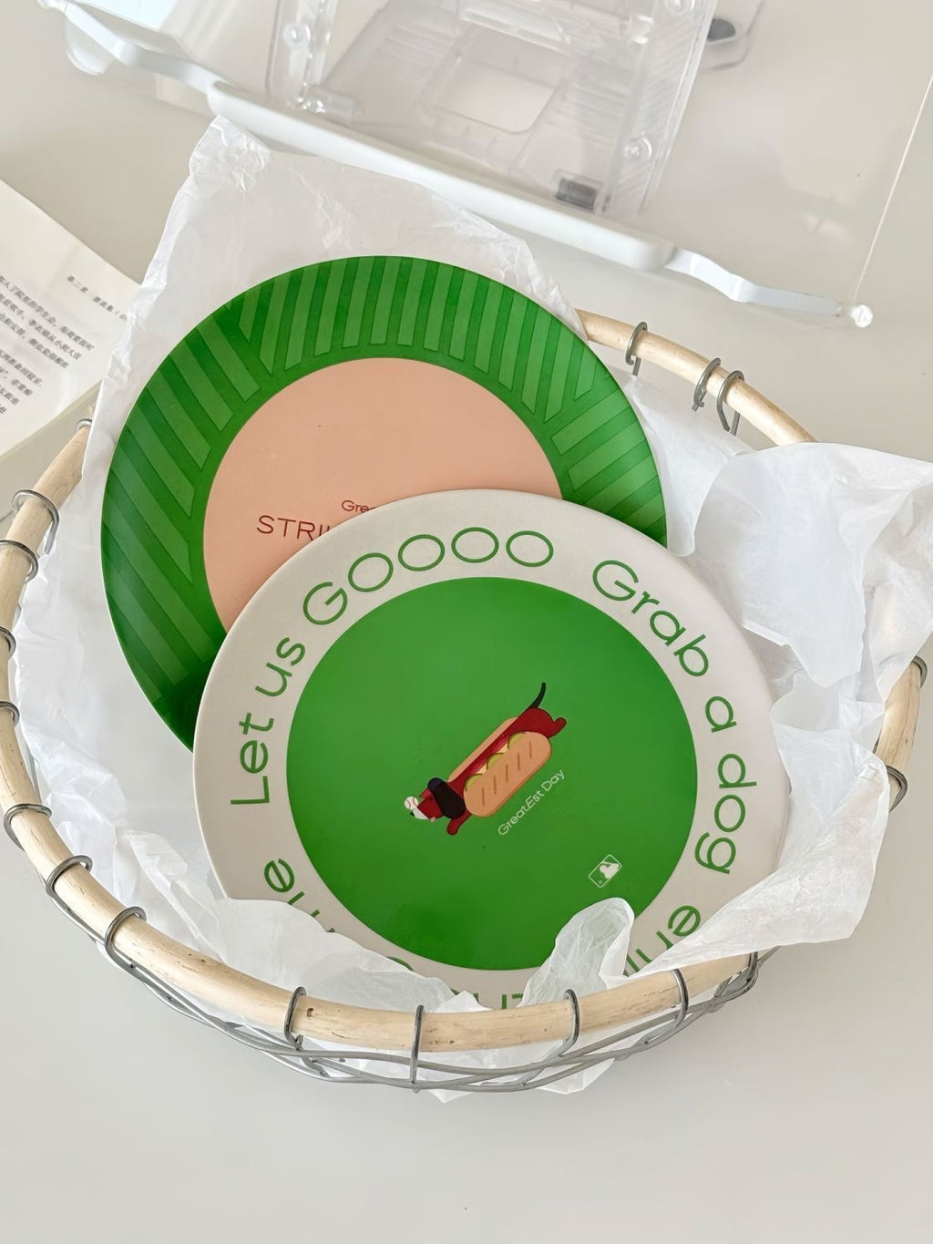 Glowli Art Plate Collection – GreatEst Day Edition