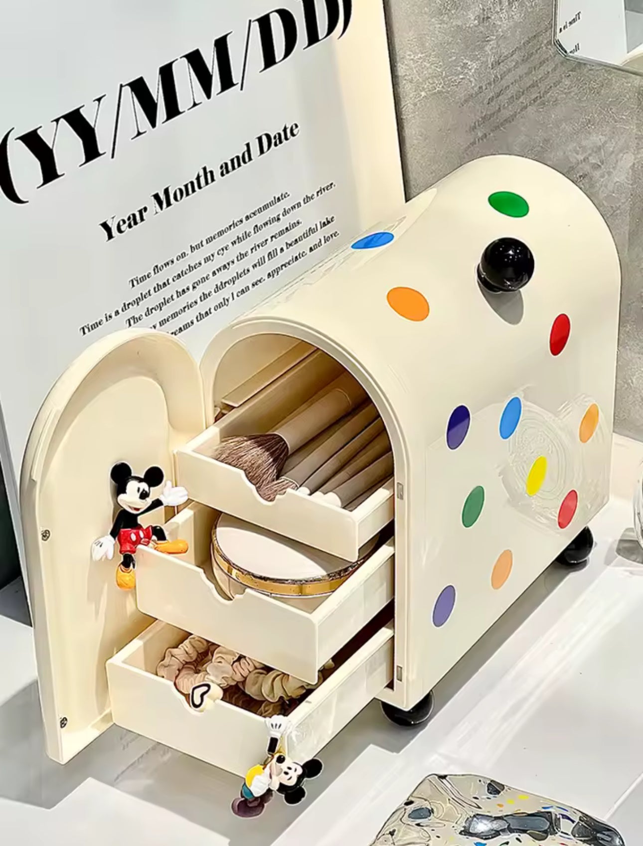 Glowli™ Polka Dot Organizer Box