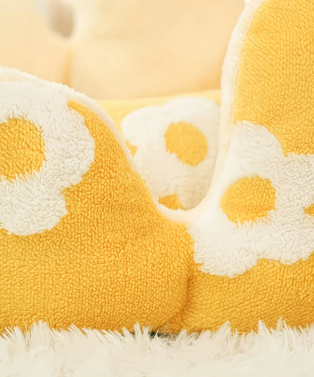 CloudPaw Plush Pet Bed –Soft Cozy Collection