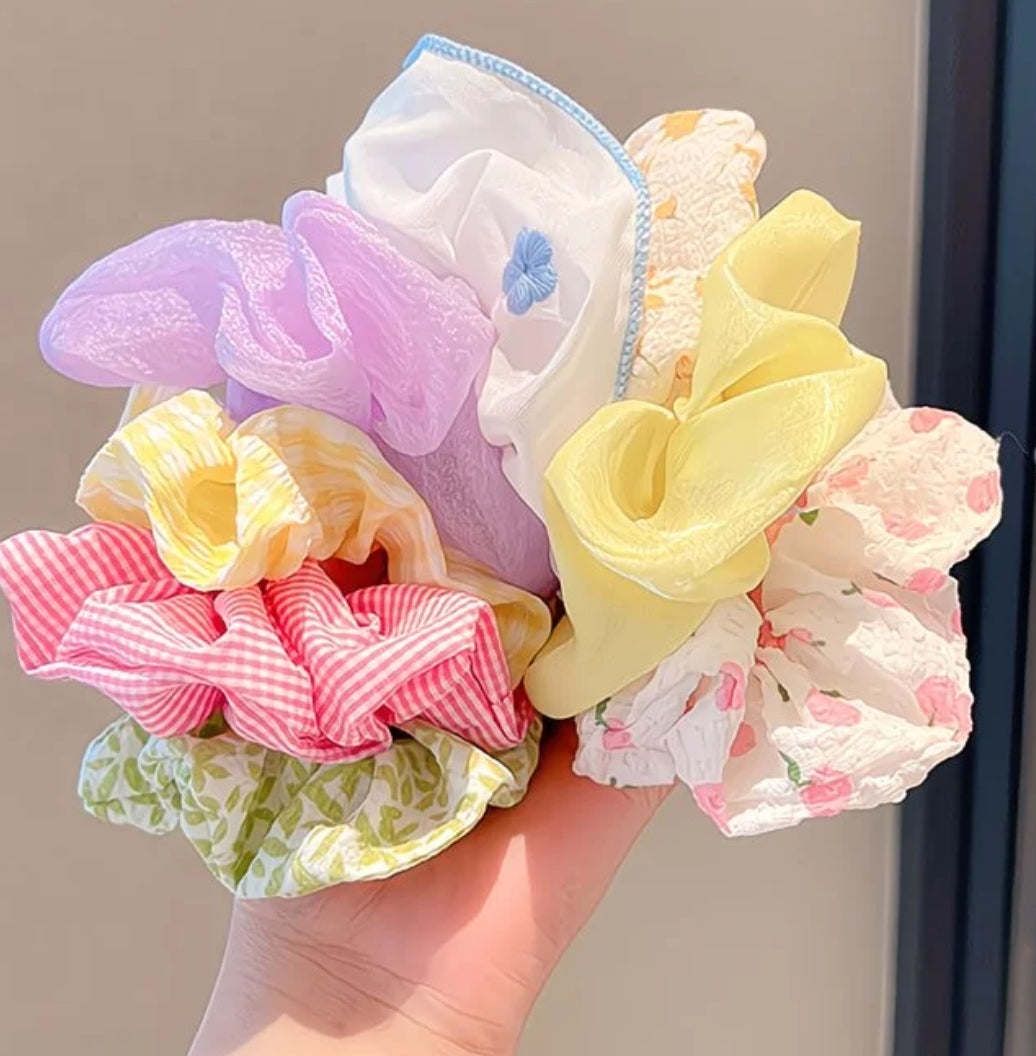 Bloom Whispers Scrunchie Set