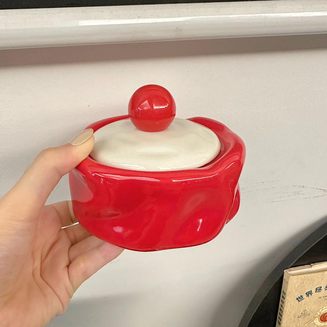 Glowli Swirl Pot – Retro Ceramic Jar